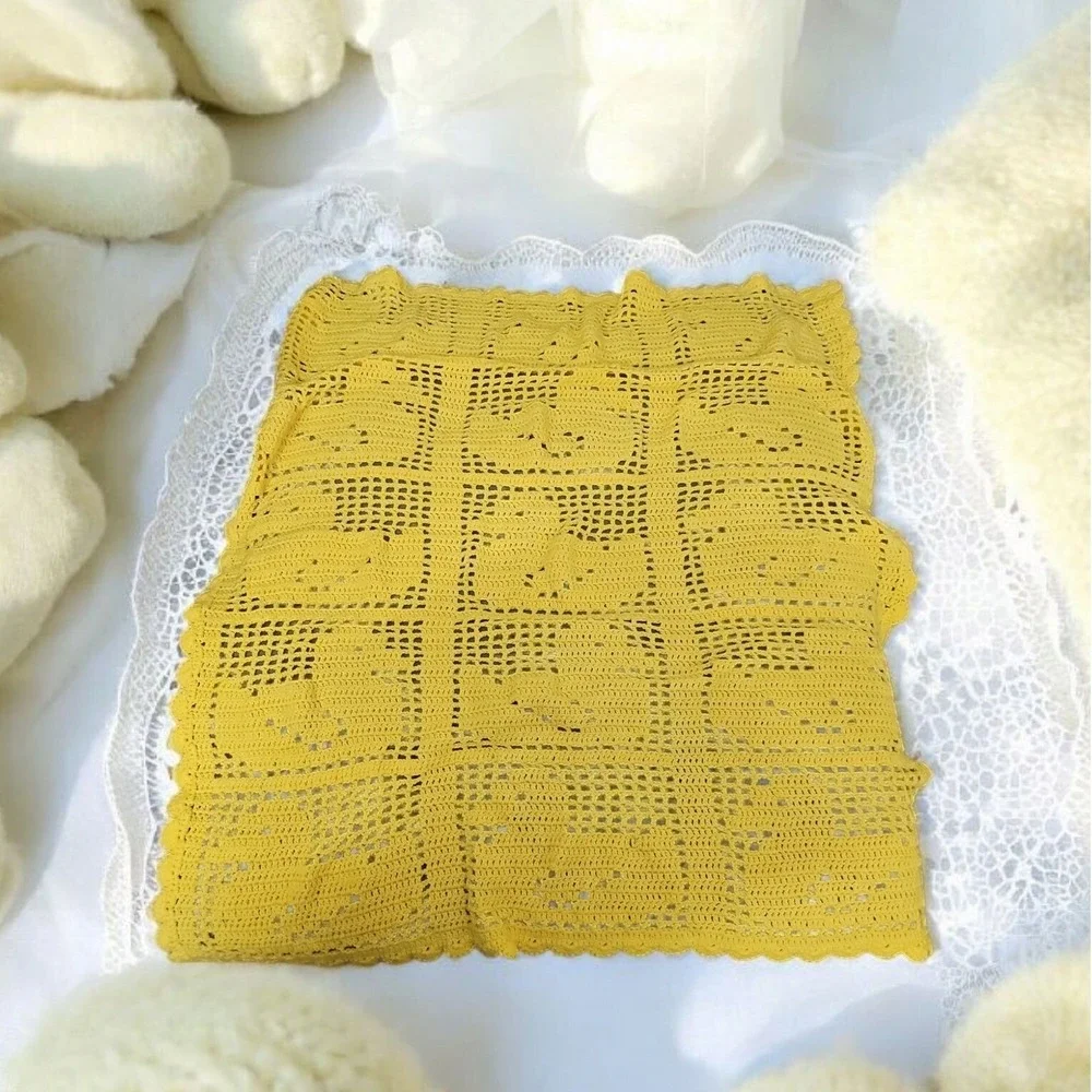 Crochet Duckies Pattern Baby Blanket‎ Yellow Handmade Knit Afghan Nursery Decor